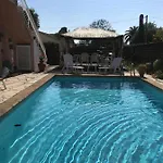 Rez De Jardin Sur Mer. * كانيو سور مير