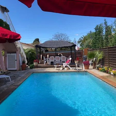 Rez De Jardin Sur Mer. Appartement Cagnes-sur-Mer