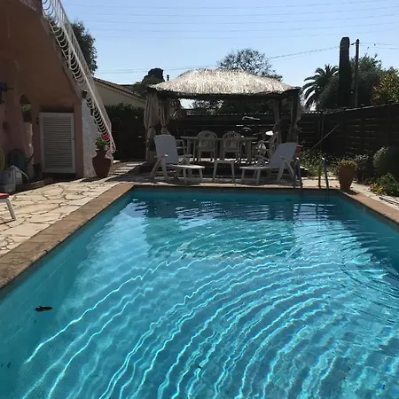 Rez De Jardin Sur Mer. * Cagnes-sur-Mer