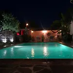 Lägenhet Rez De Jardin Sur Mer.