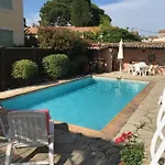 Rez De Jardin Sur Mer. * Cagnes-sur-Mer