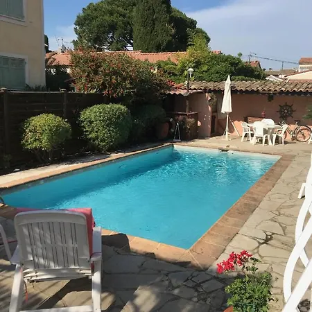 Rez De Jardin Sur Mer. * Cagnes-sur-Mer